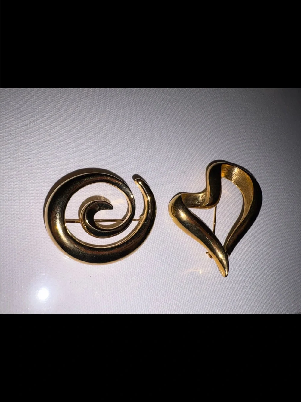 NAPIER Swirl Pin gold Tone Whirlpool Spiral + bonus heart brooch Cosplay LARP
